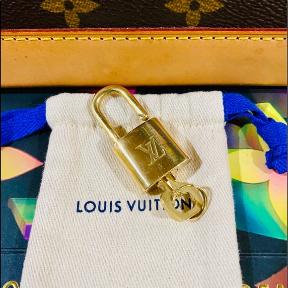 🛑SOLD🛑👜👜👜Authentic Alma PM in Monogram - Picture 15 of 16